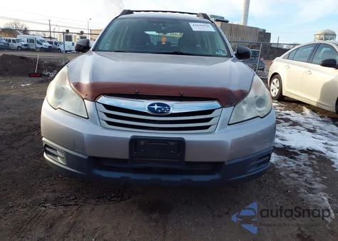2011 Subaru Outback 2.5I z USA, uszkodzony, nr VIN 4S4BRBAC9B3390693